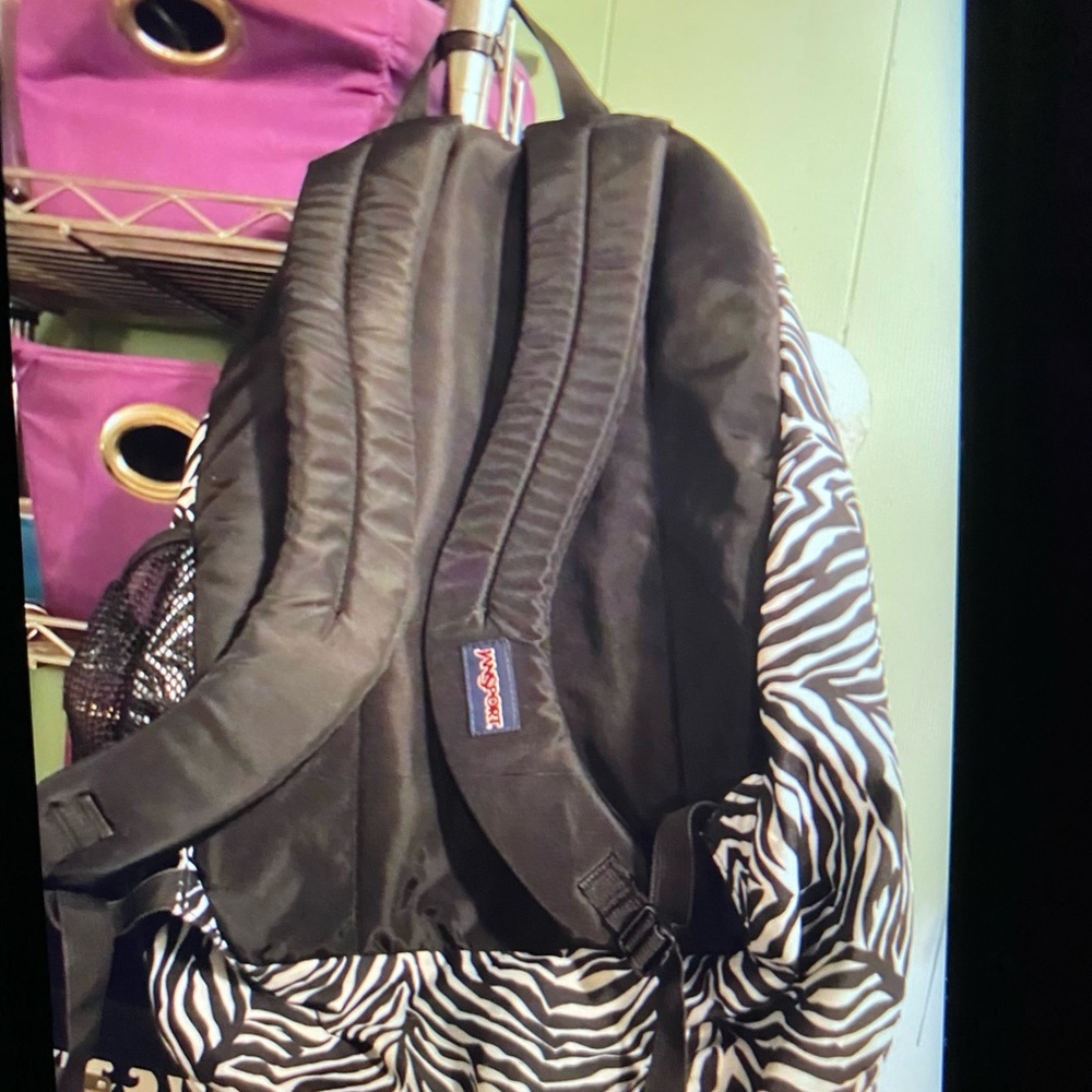 Backpack - Picture 3 of 4